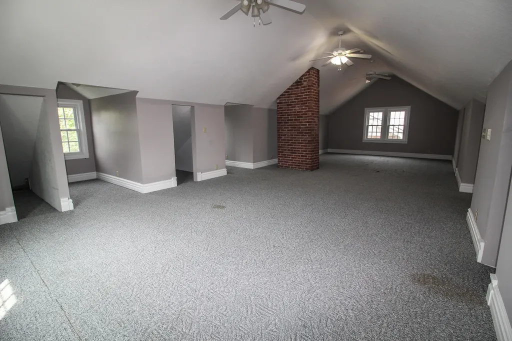 211 N Main Street Three Rivers City MI 49093