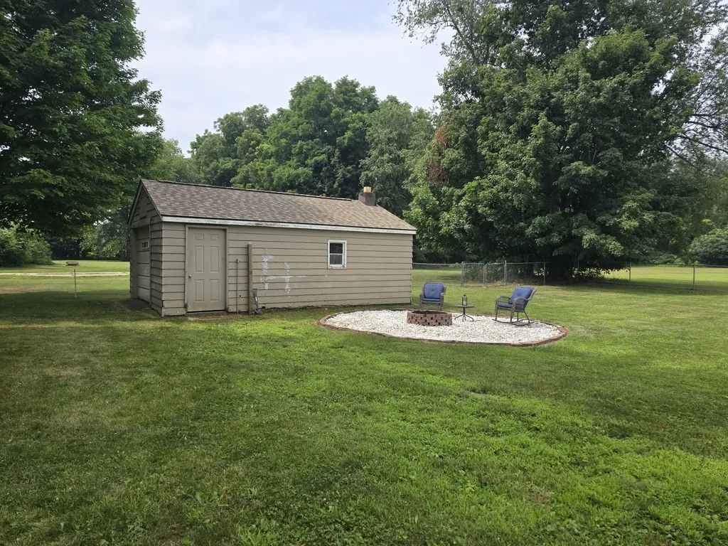 53560 Fulton Road Leonidas Township MI 49066