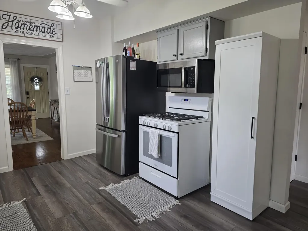 53560 Fulton Road Leonidas Township MI 49066