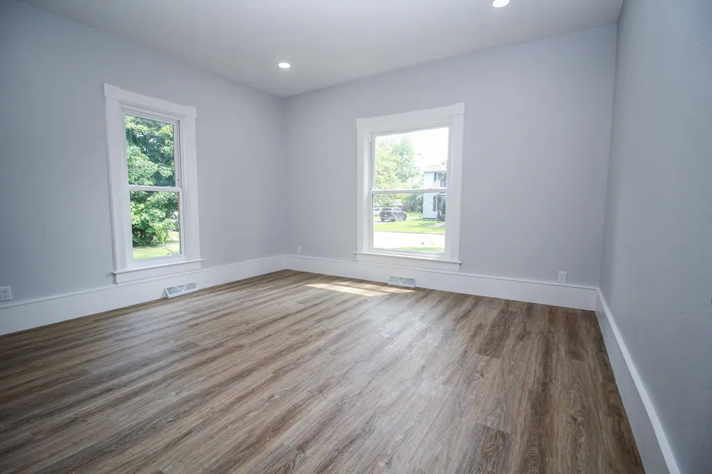 112 N Andrews Street Three Rivers City MI 49093
