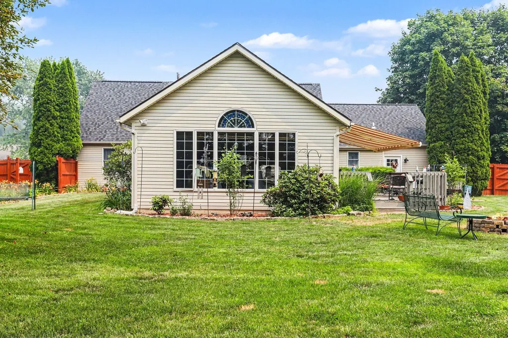 56328 Puma Drive Lockport Township MI 49093