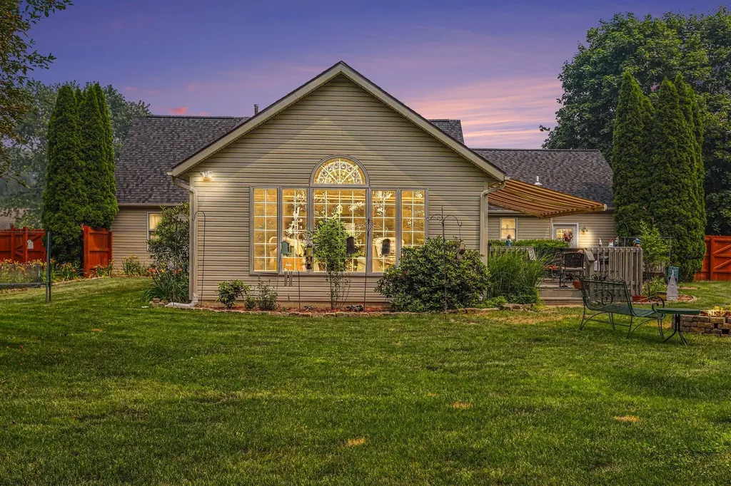 56328 Puma Drive Lockport Township MI 49093