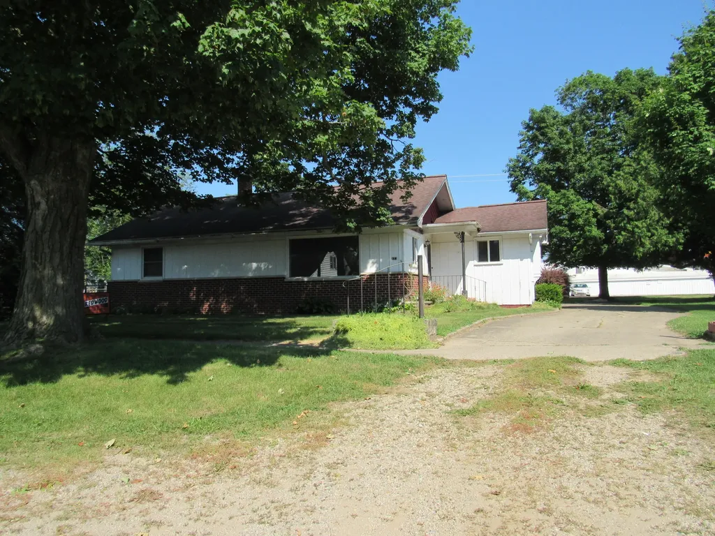 223 S Saint Joseph Street Colon Village MI 49040