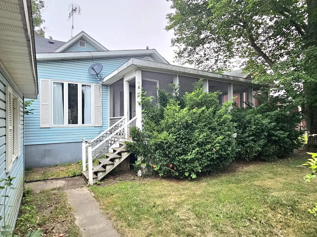 31175 Depot Street Leonidas Township MI 49066
