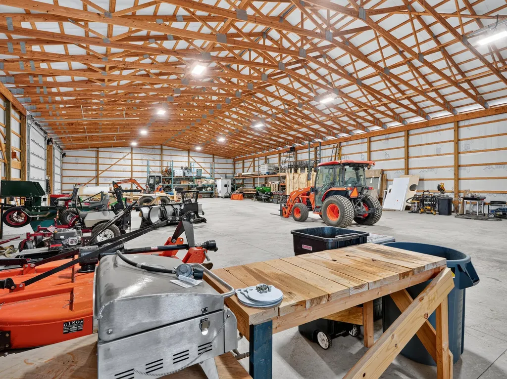 6345 N Us Highway 27 Greenbush Township MI 48879