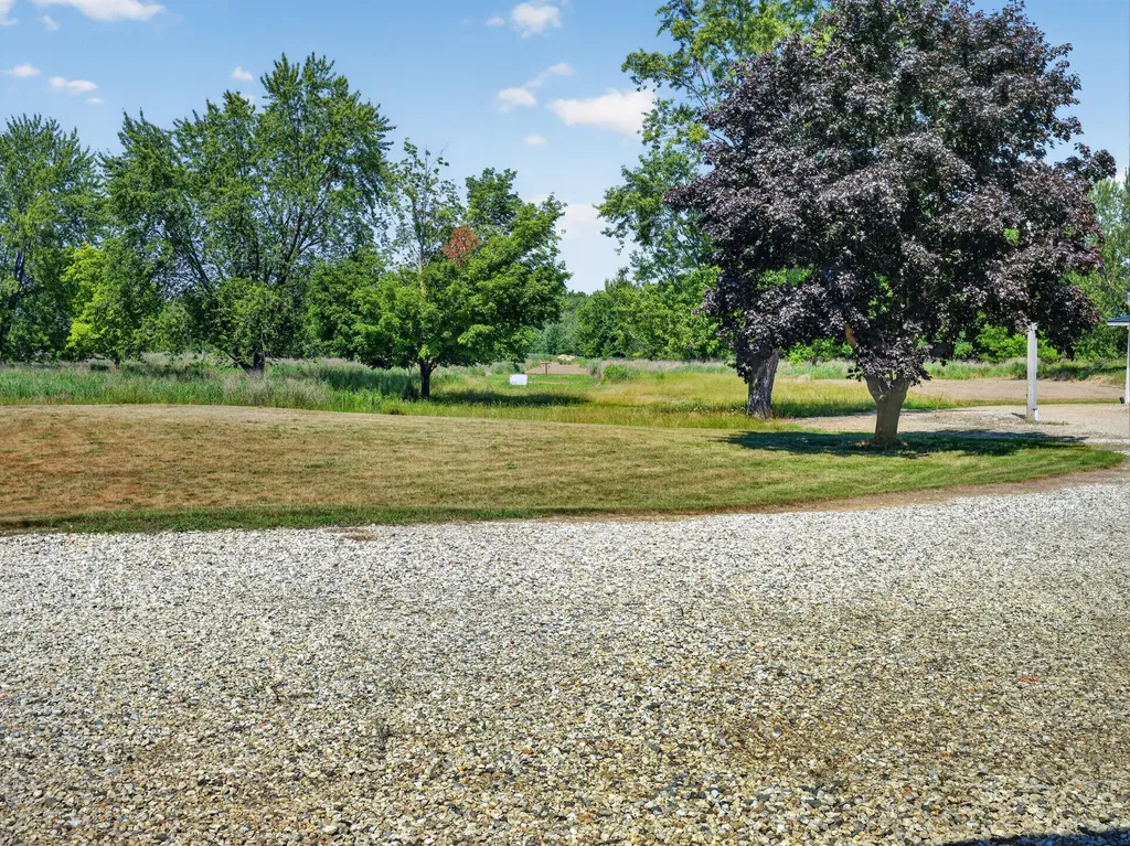 6345 N Us Highway 27 Greenbush Township MI 48879