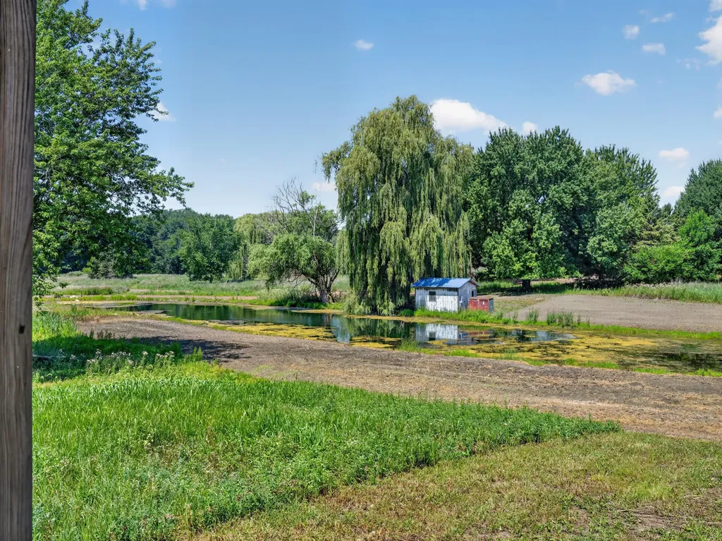 6345 N Us Highway 27 Greenbush Township MI 48879