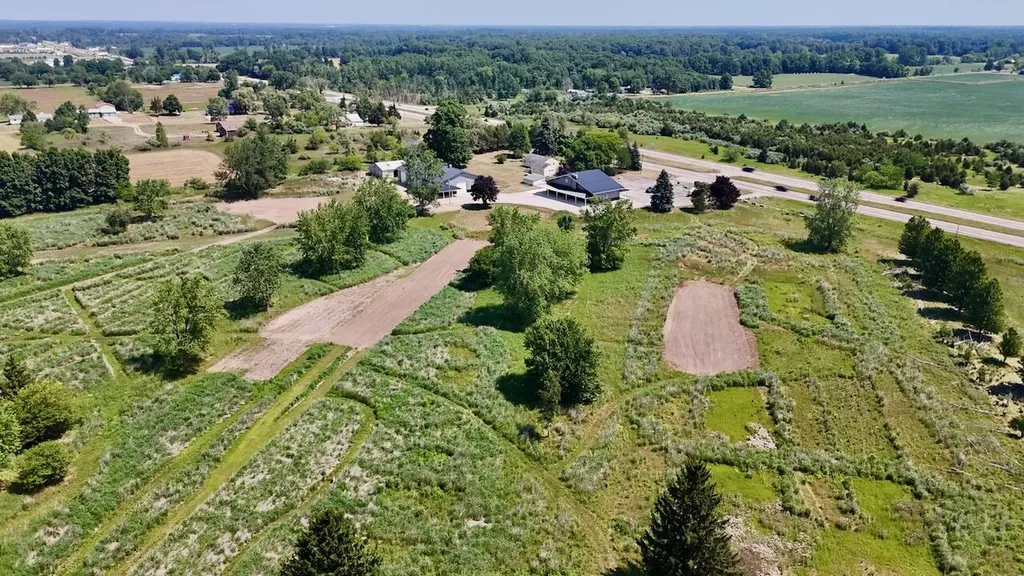6345 N Us Highway 27 Greenbush Township MI 48879