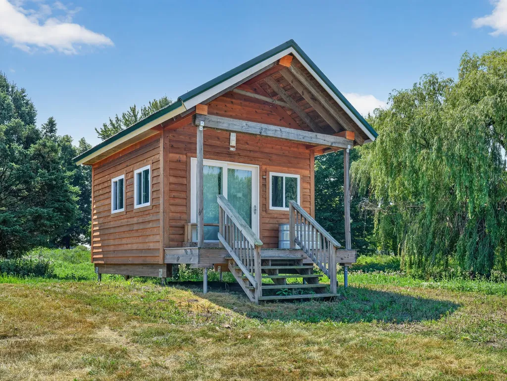 6345 N Us Highway 27 Greenbush Township MI 48879