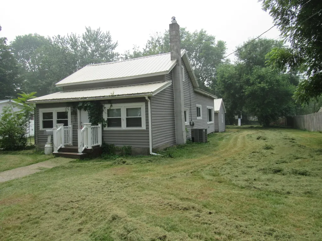 126 Cutter Avenue Coldwater City MI 49036