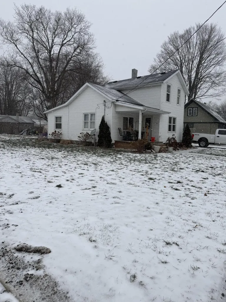 108 N Lincoln Avenue Three Rivers City MI 49093