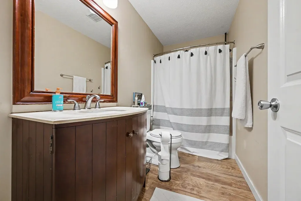 12265 Riverside Drive Constantine Township MI 49099