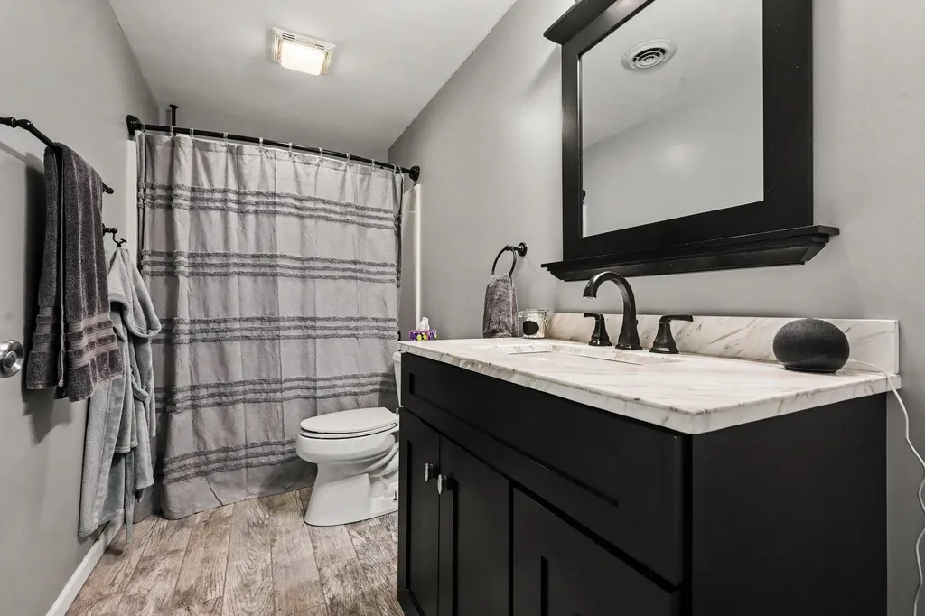 12265 Riverside Drive Constantine Township MI 49099