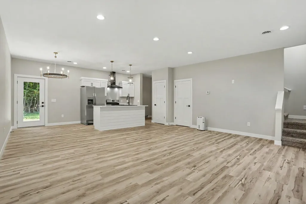 20160 Parkway Avenue Park Township MI 49093
