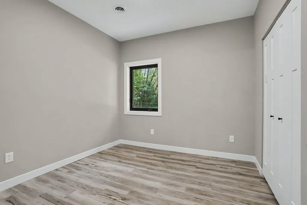 20160 Parkway Avenue Park Township MI 49093