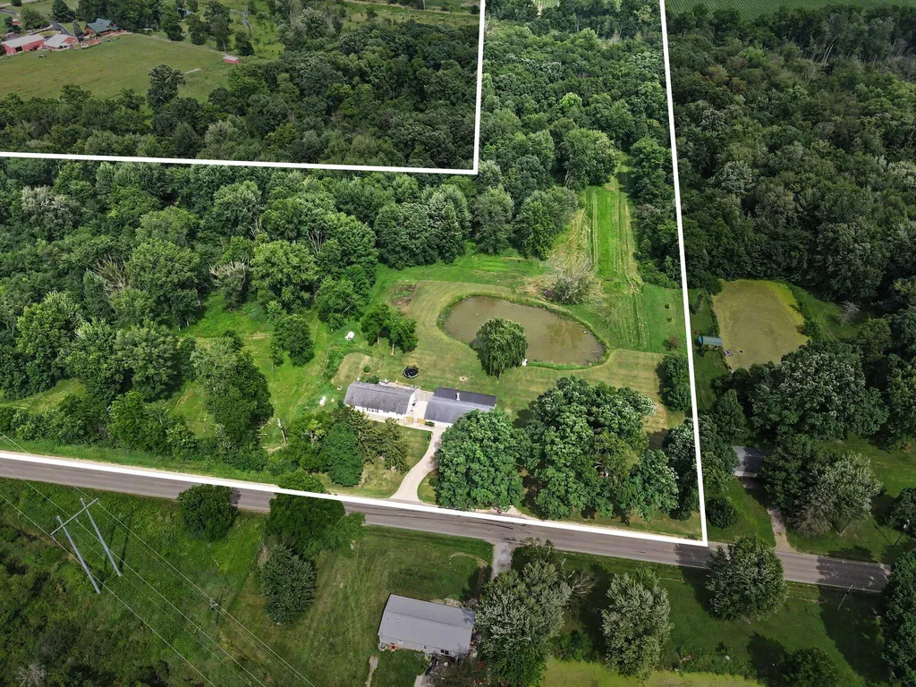 56883 Pulver Road Fabius Township MI 49093