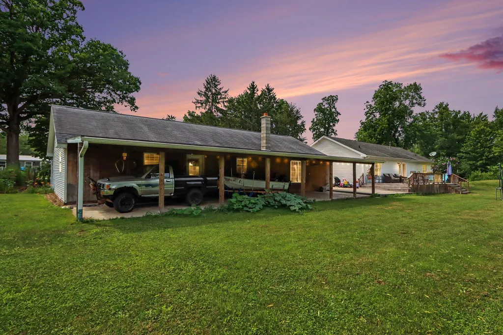 56883 Pulver Road Fabius Township MI 49093