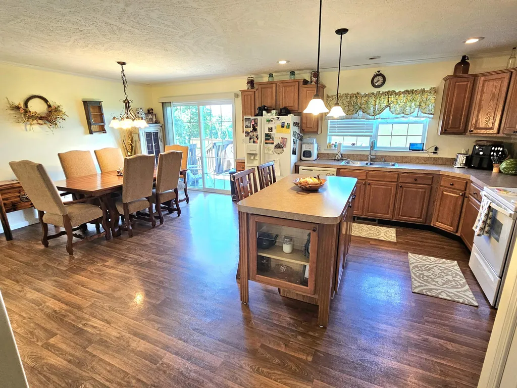 66330 Carpenterson Road Burr Oak Township MI 49091