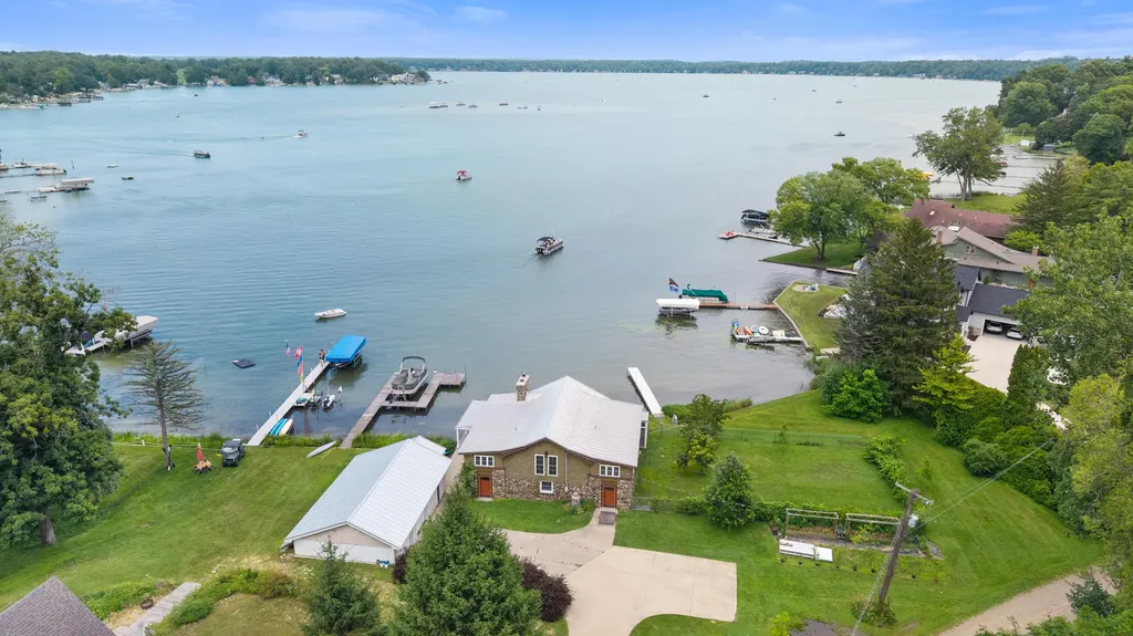 20214 Detente Road White Pigeon Township MI 49099