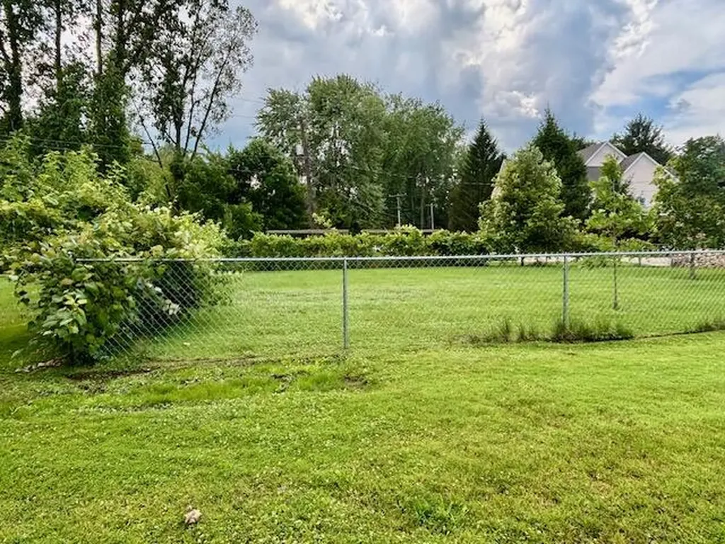20214 Detente Road White Pigeon Township MI 49099
