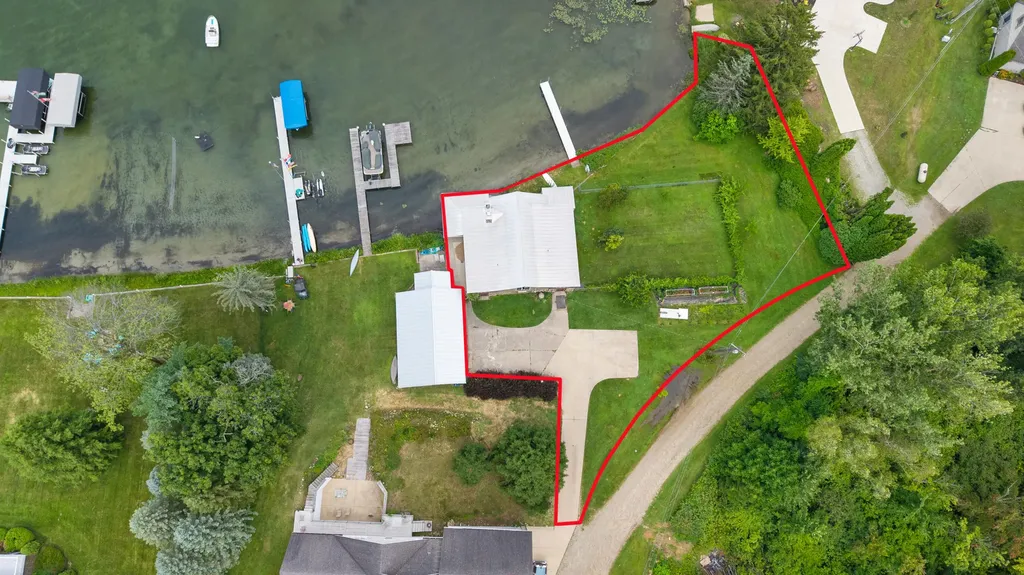 20214 Detente Road White Pigeon Township MI 49099