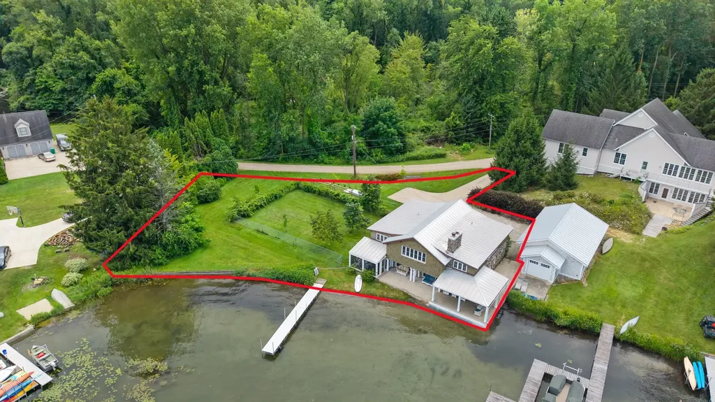 20214 Detente Road White Pigeon Township MI 49099