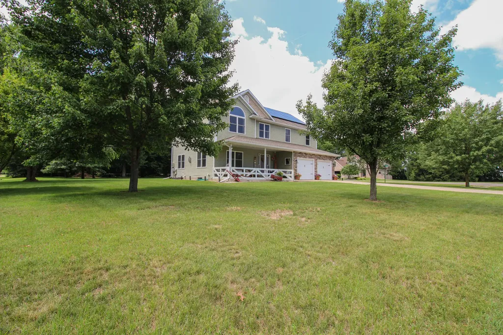56056 Truman Drive Lockport Township MI 49093