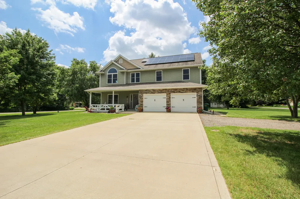 56056 Truman Drive Lockport Township MI 49093