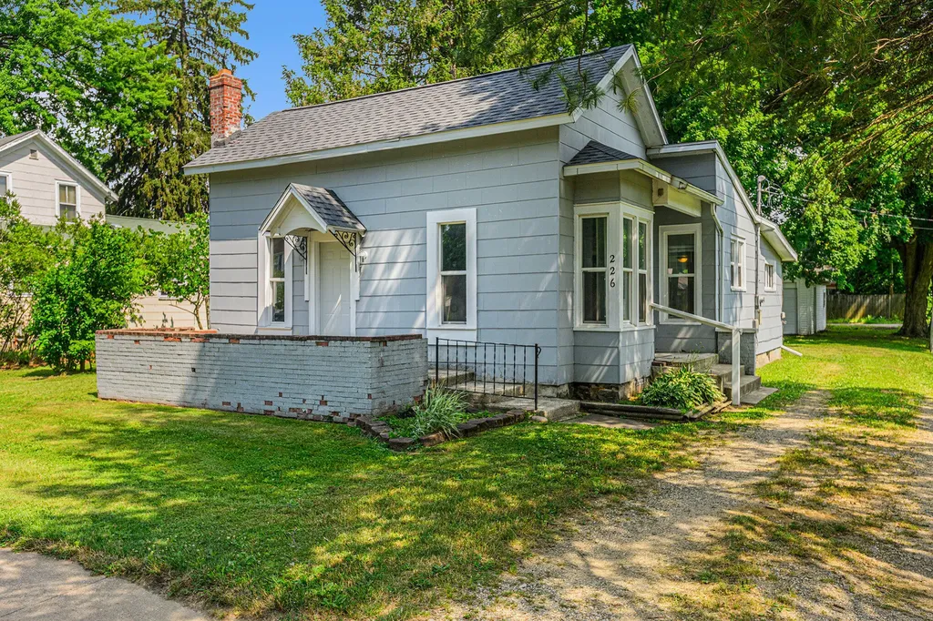 226 W Dibble Street W Marcellus Village MI 49067