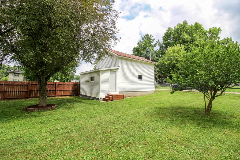 617 E Read Street Marcellus Village MI 49067