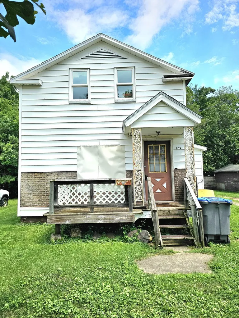 209 N Jefferson Street Sturgis City MI 49091