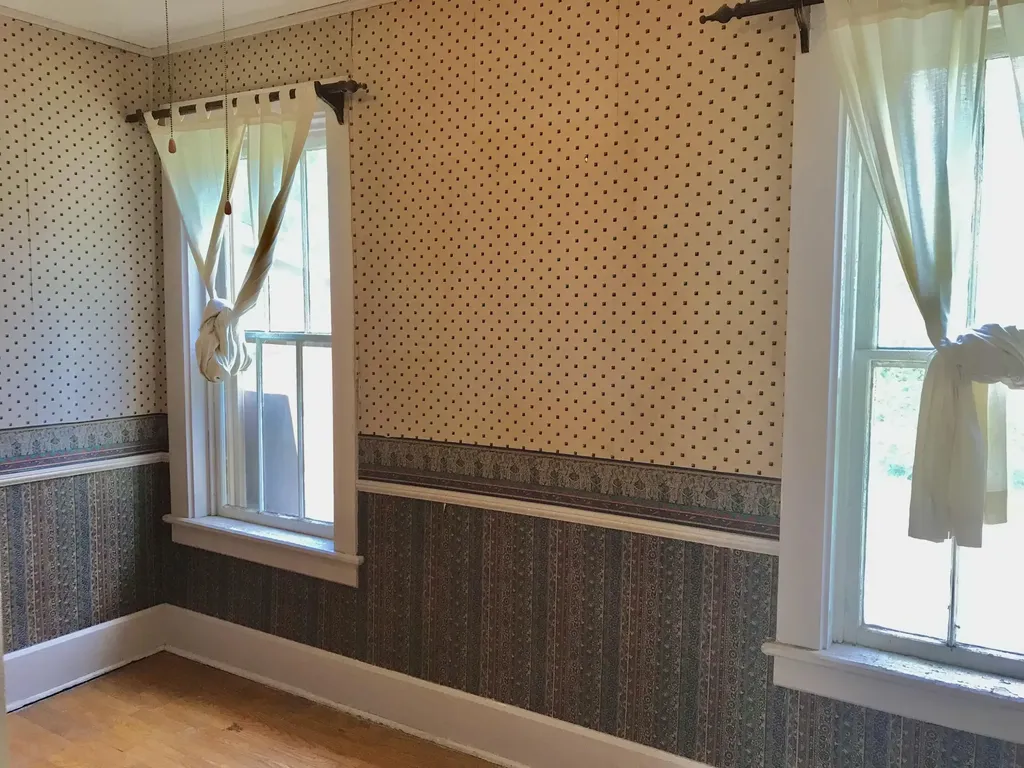114 E Chicago Road White Pigeon Village MI 49099