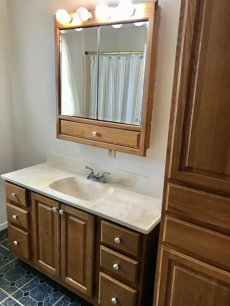 114 E Chicago Road White Pigeon Village MI 49099