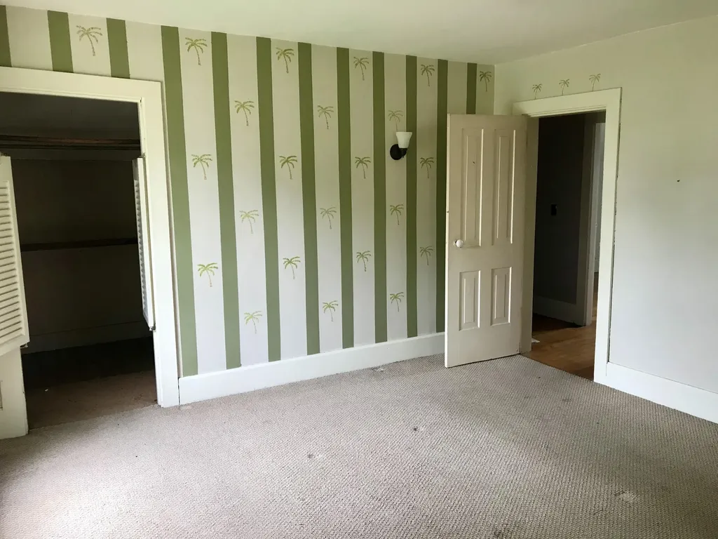 114 E Chicago Road White Pigeon Village MI 49099
