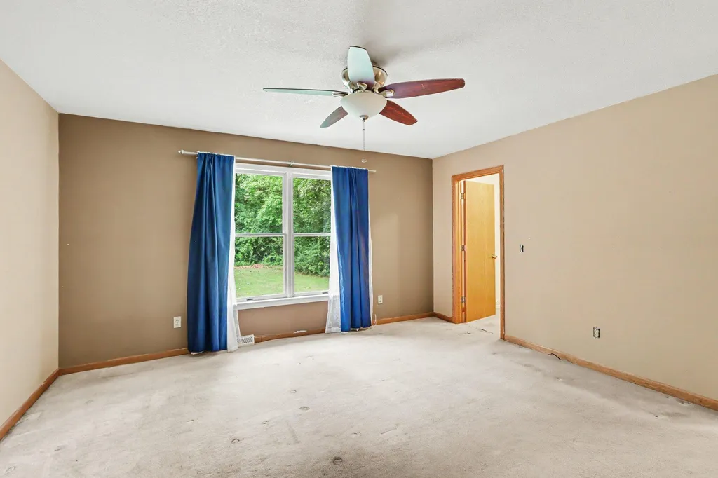 935 N Wattles Road N Emmett Charter Township MI 49014