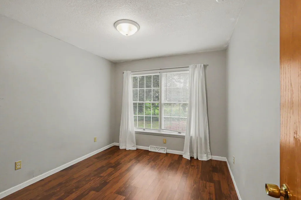 935 N Wattles Road N Emmett Charter Township MI 49014