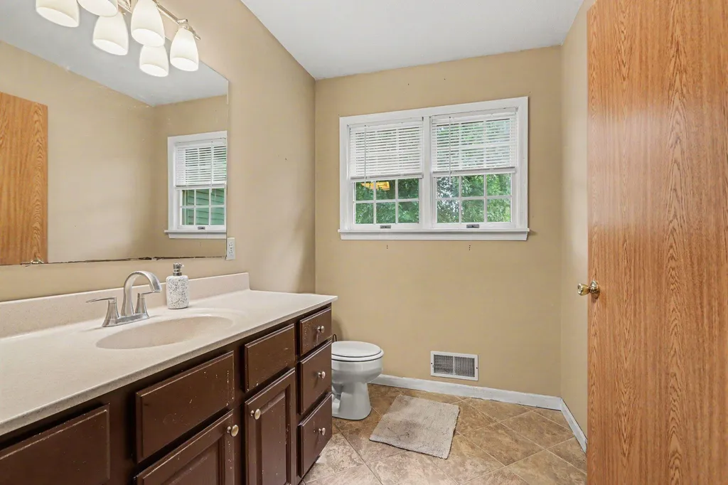 935 N Wattles Road N Emmett Charter Township MI 49014