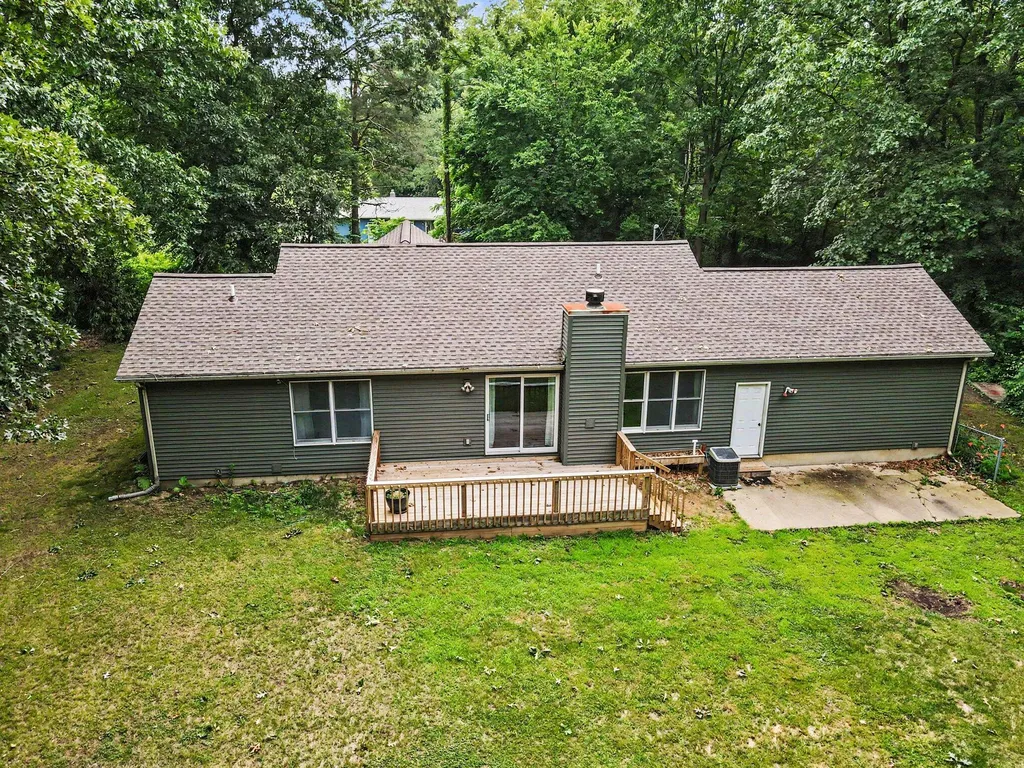 935 N Wattles Road N Emmett Charter Township MI 49014