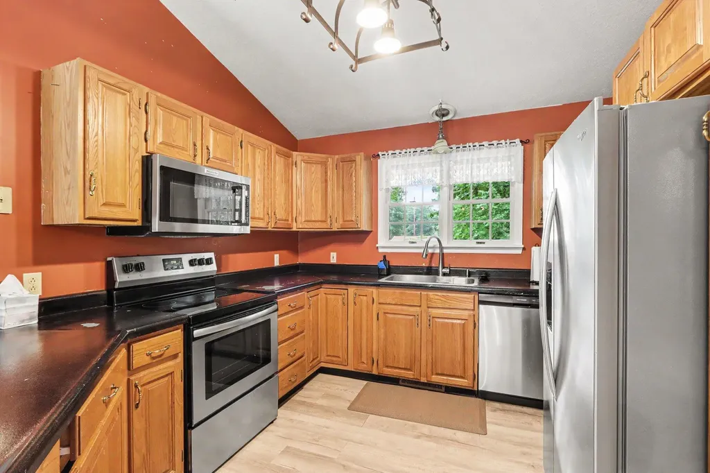 935 N Wattles Road N Emmett Charter Township MI 49014