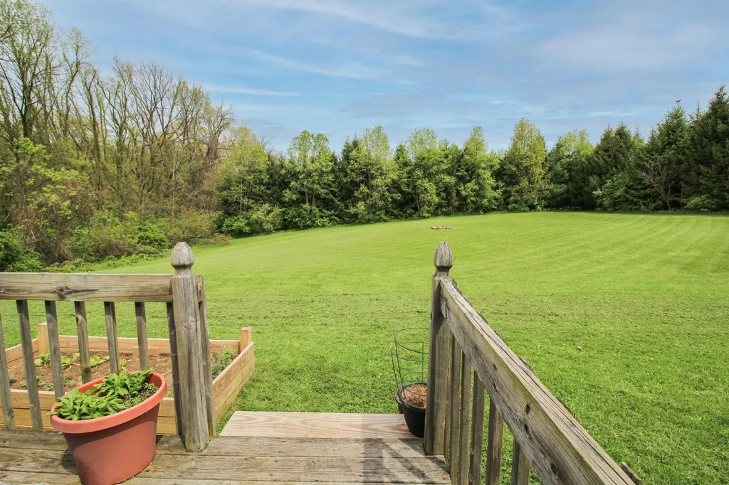12524 Serenity Drive Flowerfield Township MI 49067