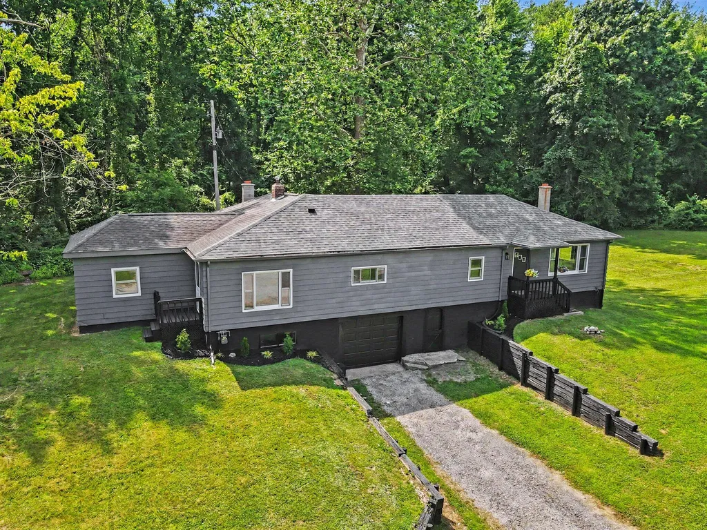 15068 Millard Road Fabius Township MI 49093