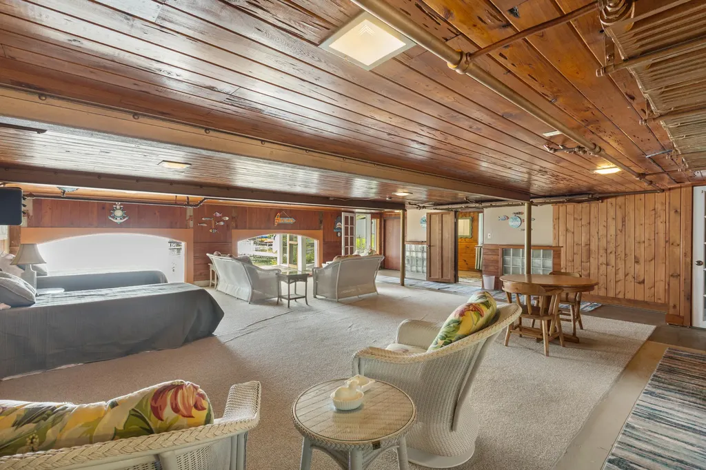 20214 Detente Road White Pigeon Township MI 49099