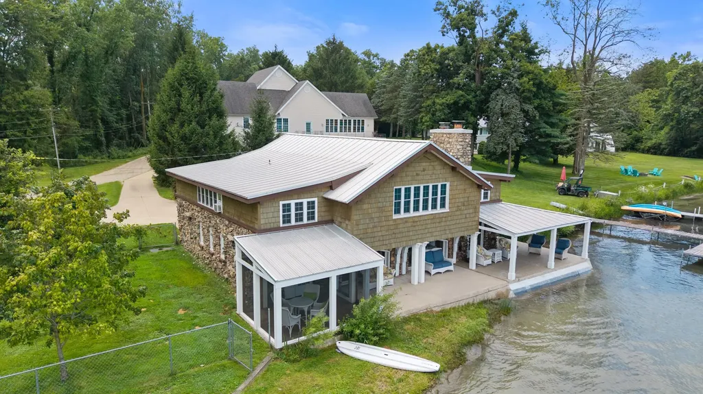 20214 Detente Road White Pigeon Township MI 49099