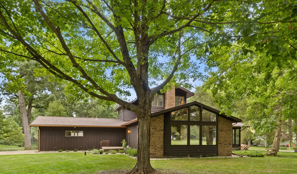 69115 Oakwood Drive White Pigeon Township MI 49099