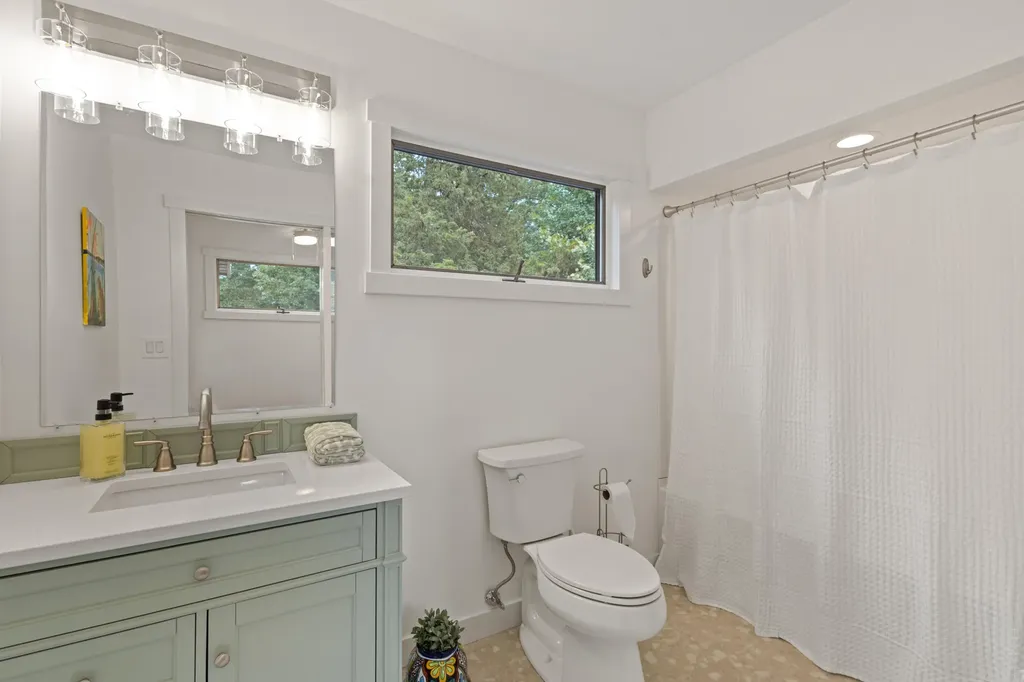 69115 Oakwood Drive White Pigeon Township MI 49099