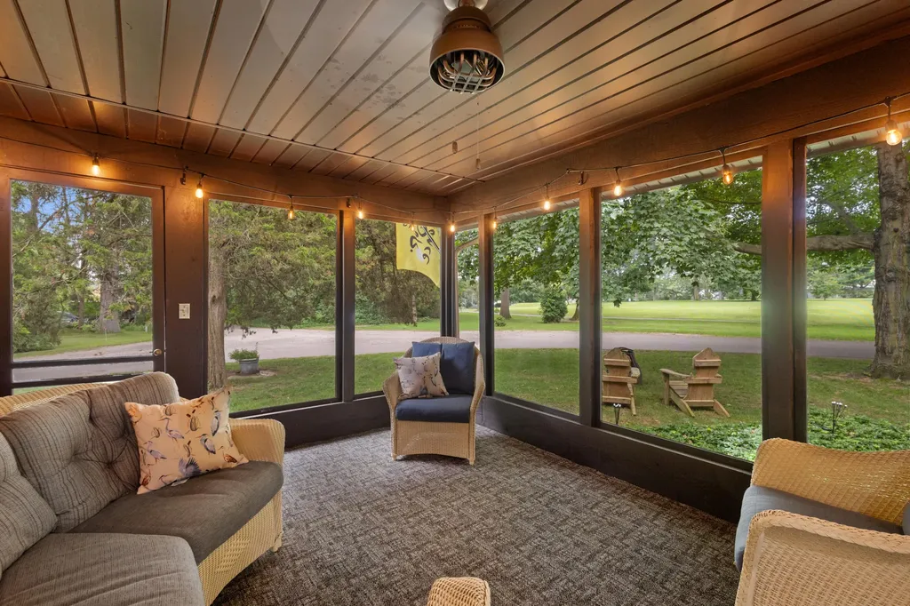69115 Oakwood Drive White Pigeon Township MI 49099