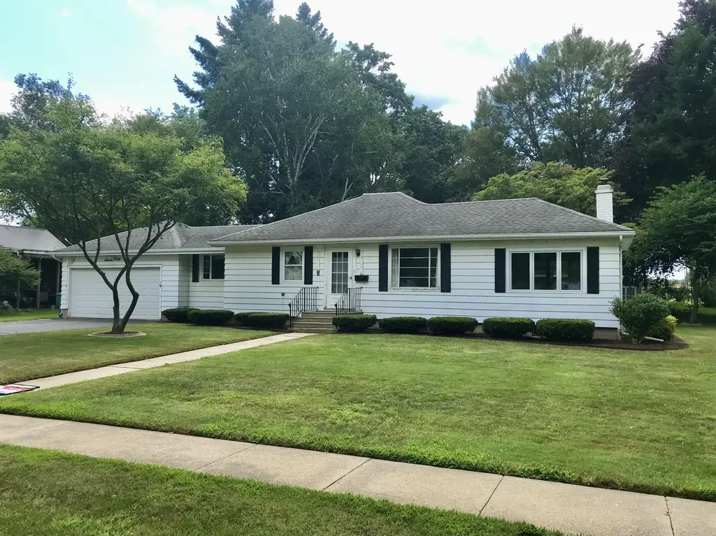 740 White Pigeon Street Constantine Village MI 49042