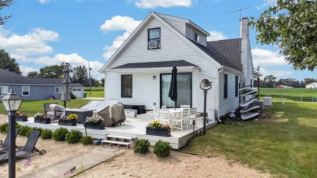 71259 Mathers Road White Pigeon Township MI 49099