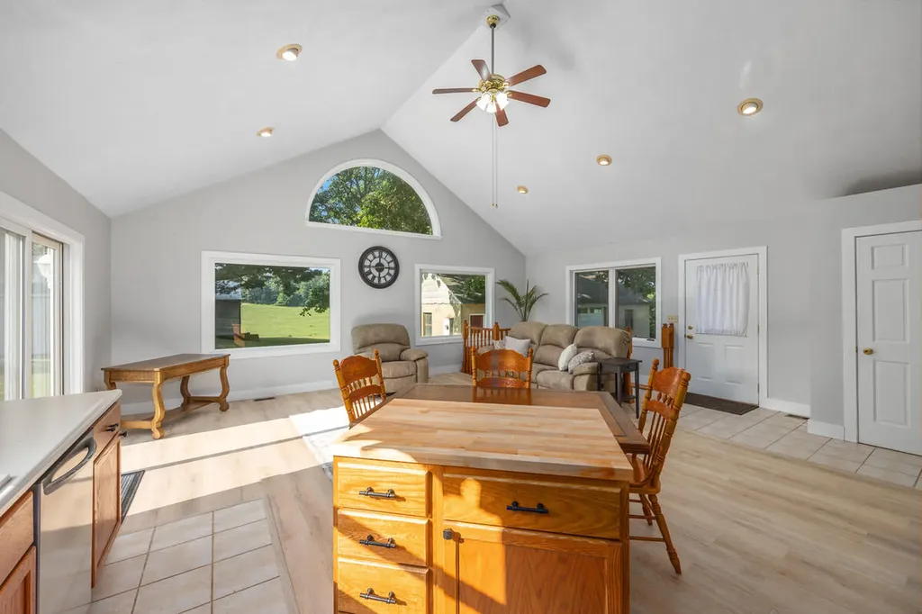 3082 Pine Lake Street Howard Township MI 49120