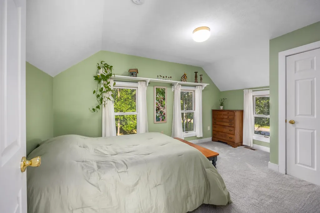 3082 Pine Lake Street Howard Township MI 49120